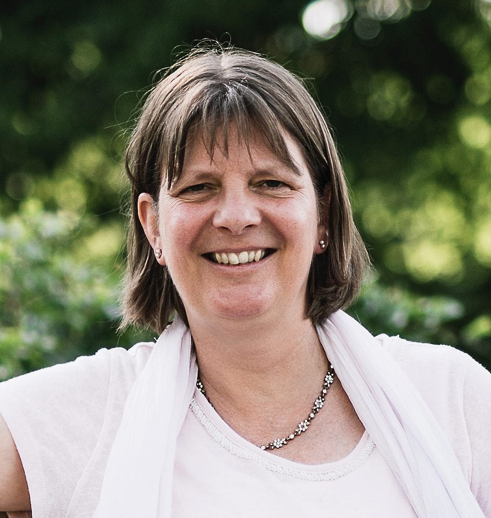 profielfoto-Carina-974x1024